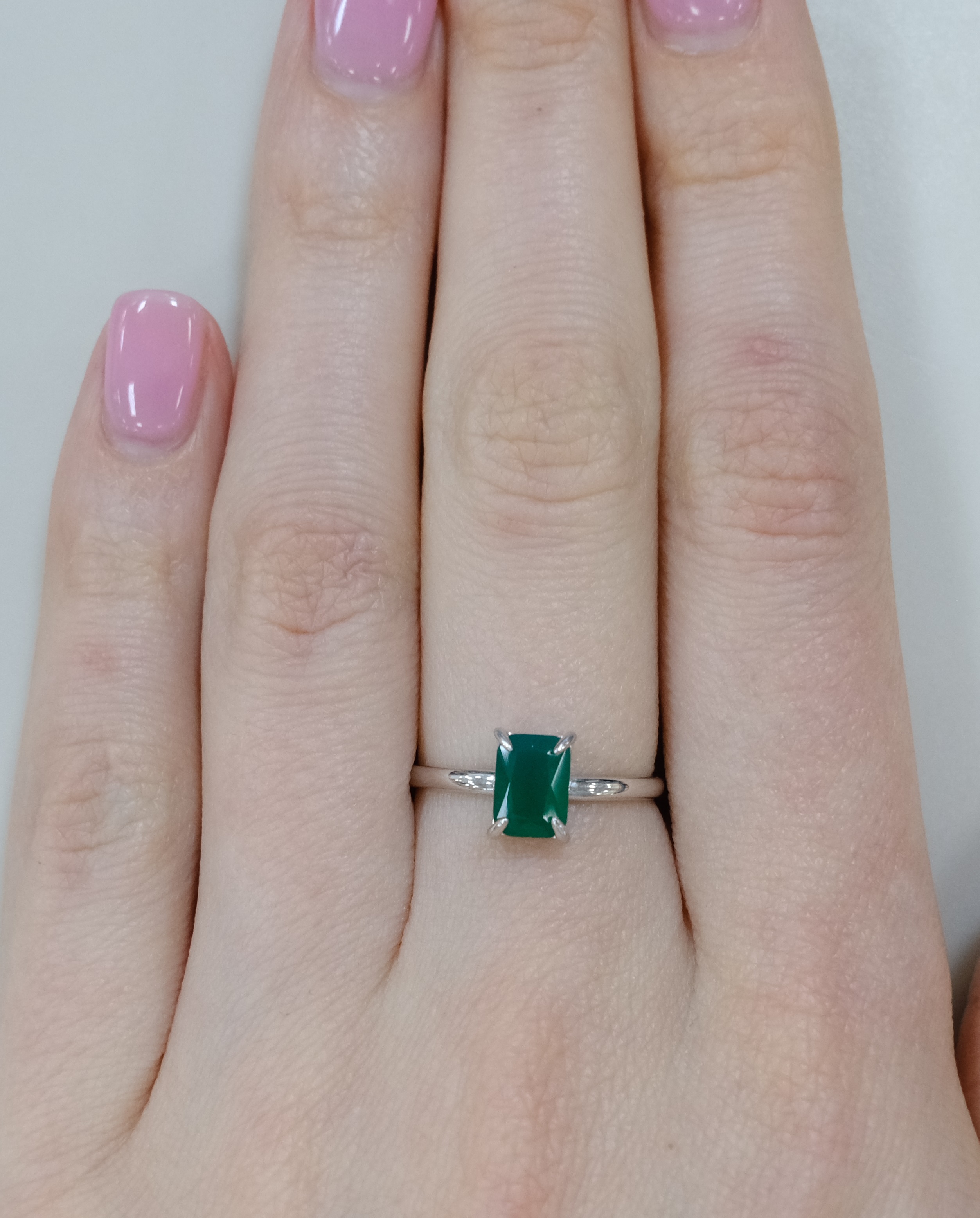 Серебряное кольцо с агатом